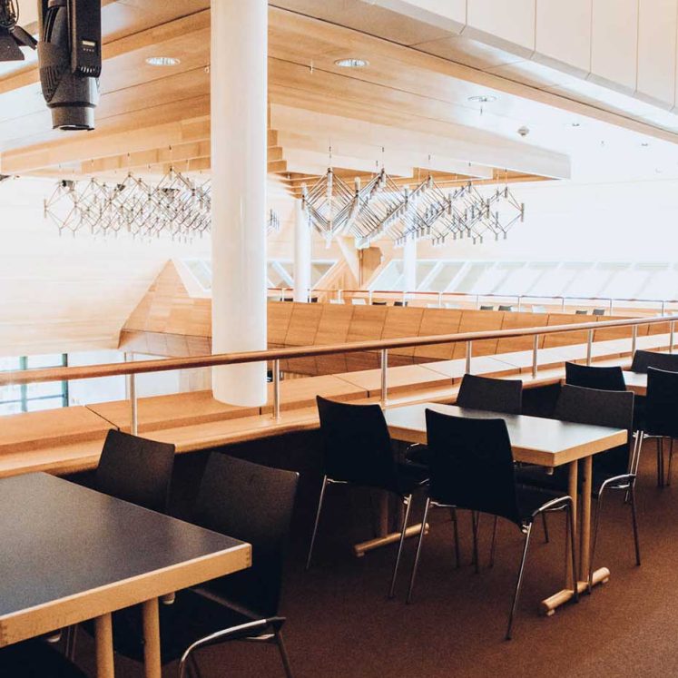 Galerie - Tischbestuhlung c Gavesi